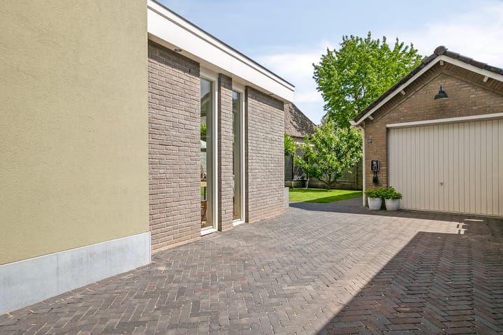 Foto 44 van Deken Fritsenstraat 57