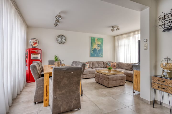 Foto 4 van Pegasus 16