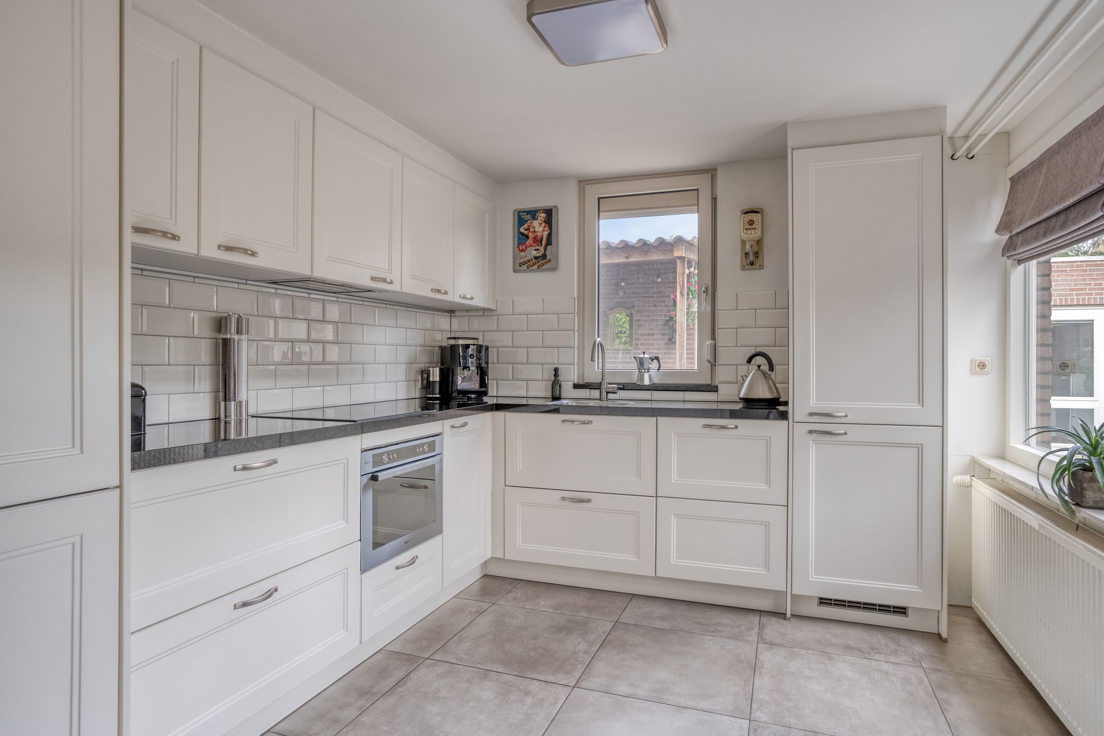 Foto 9 van Pegasus 16