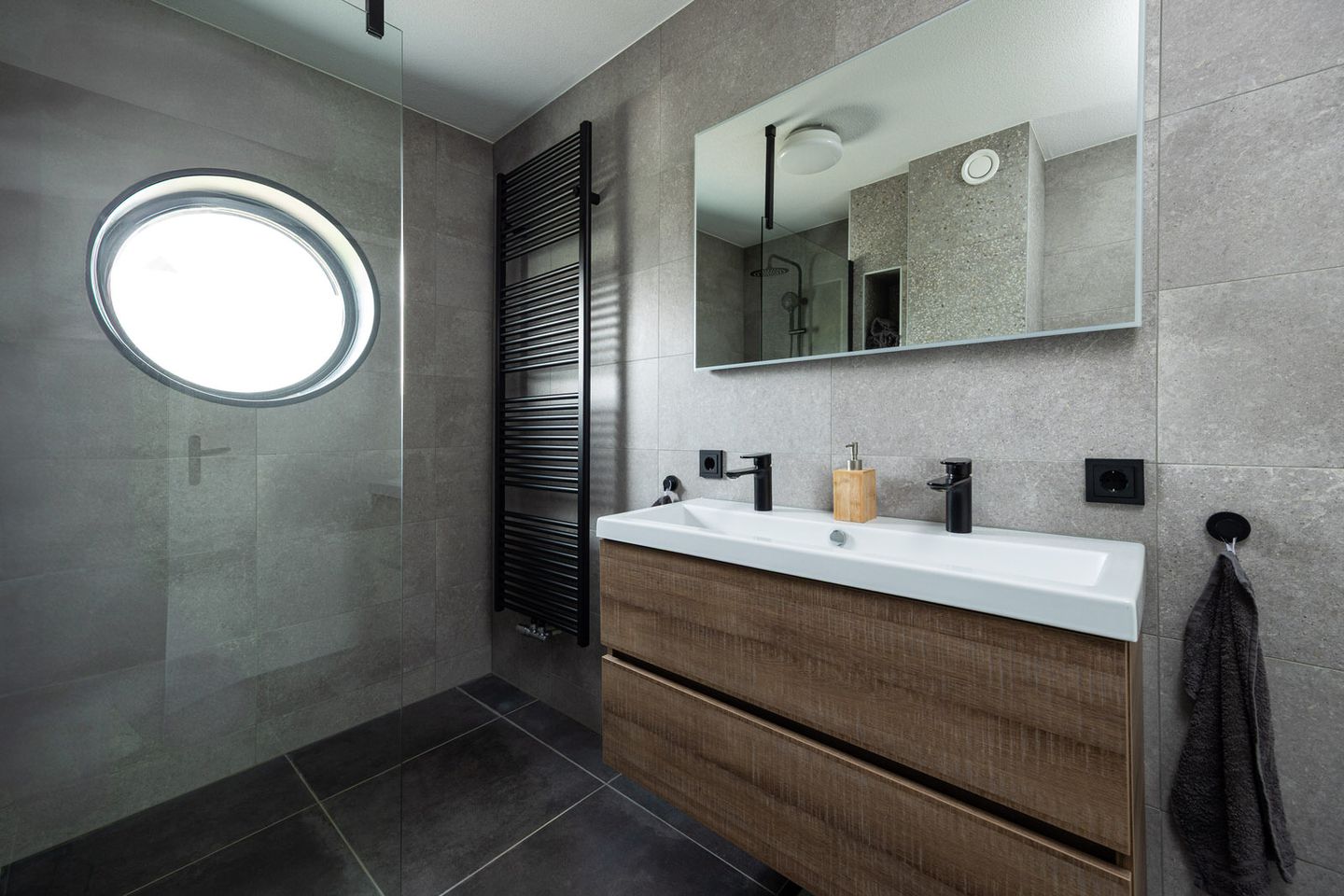 Photo 34 of Zonnestraal 5