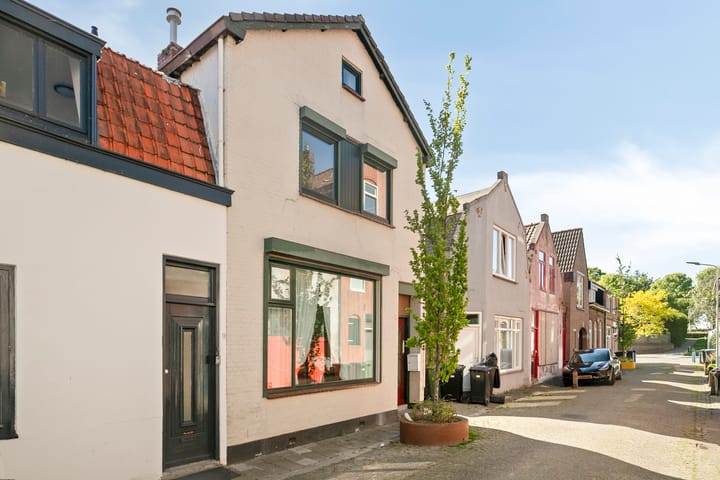 Foto 6 van Donze Visserstraat 11