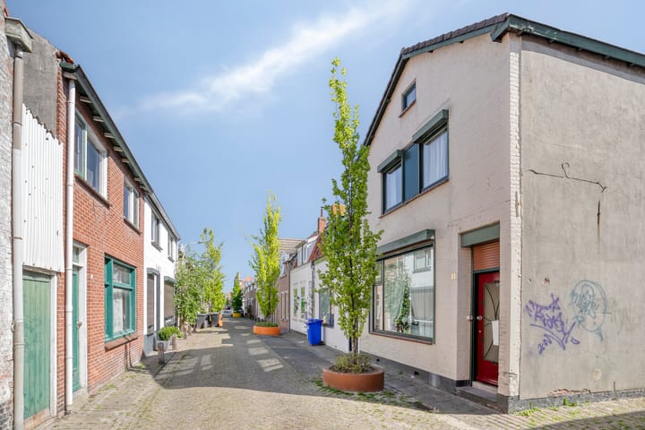 Foto 30 van Donze Visserstraat 11