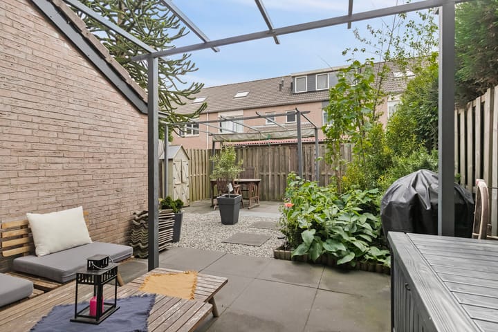 Foto 25 van Lotusbloemweg 36