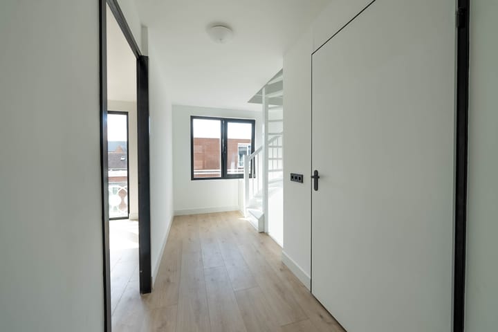 Foto 8 van Noordwal 54-C