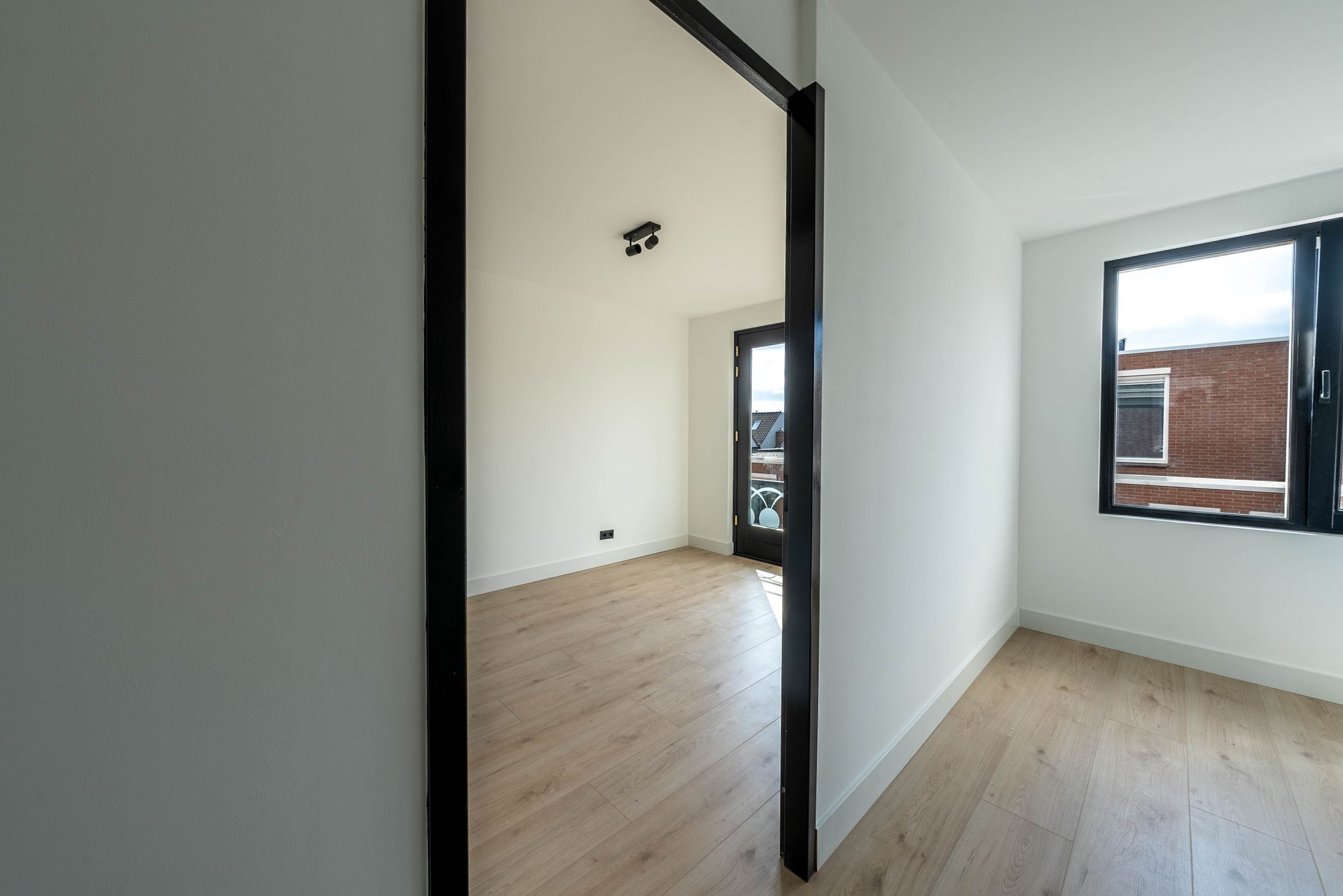 Foto 9 van Noordwal 54-C