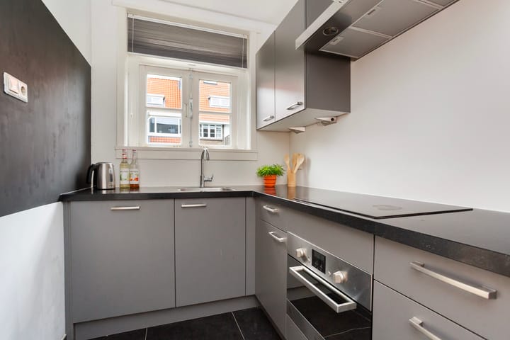 Foto 11 van Duizendschoonstraat 19-A