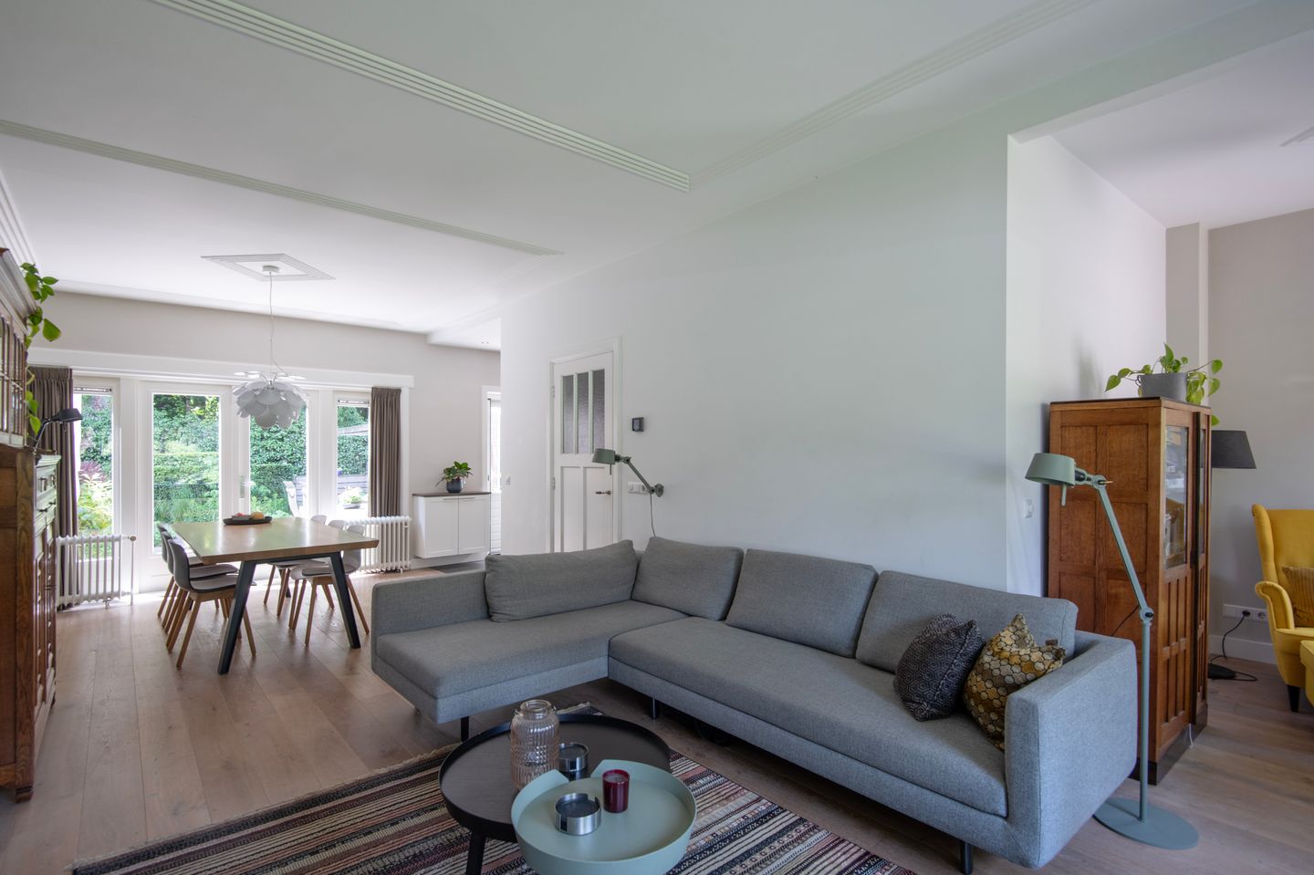 Photo 5 of Roemer Visscherstraat 45