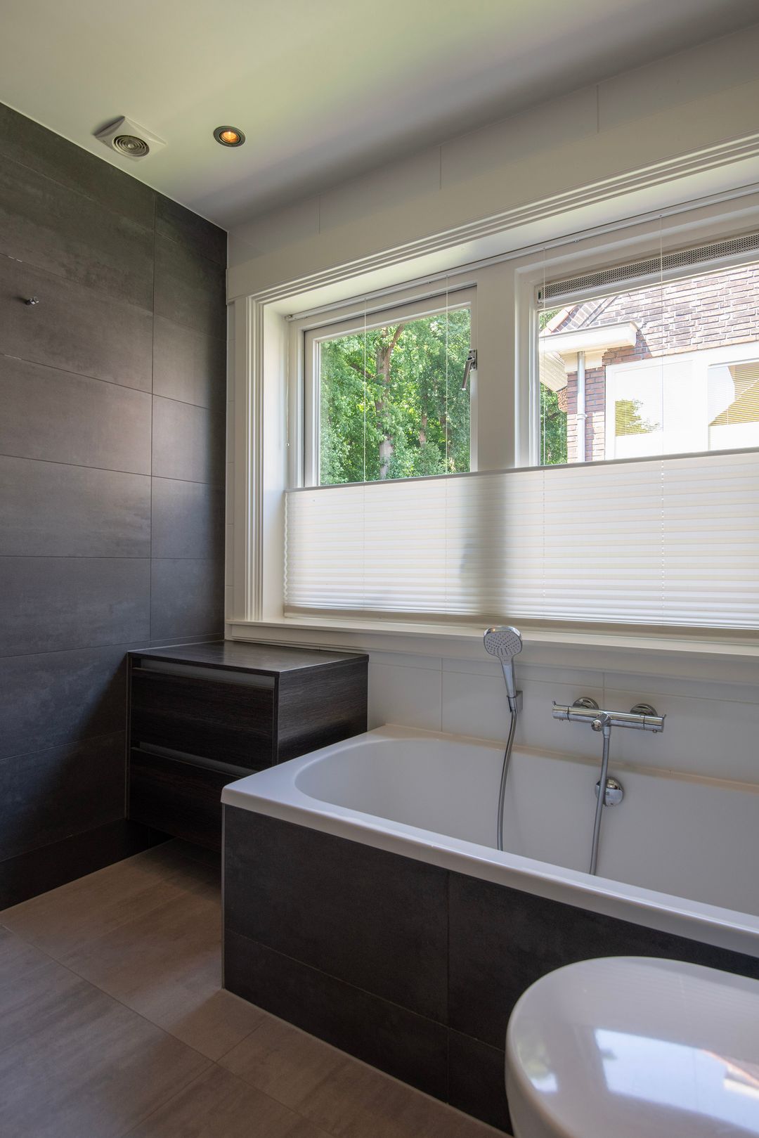 Photo 28 of Roemer Visscherstraat 45