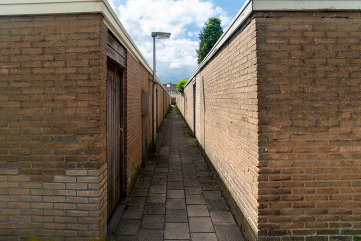 Photo 34 of De Posten 544