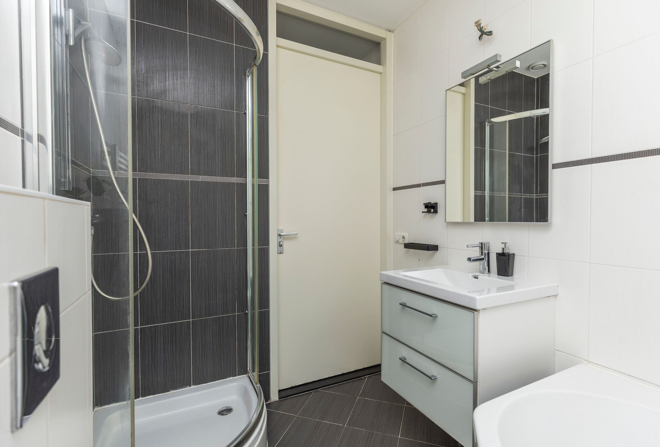 Photo 21 of Hooghagen 46