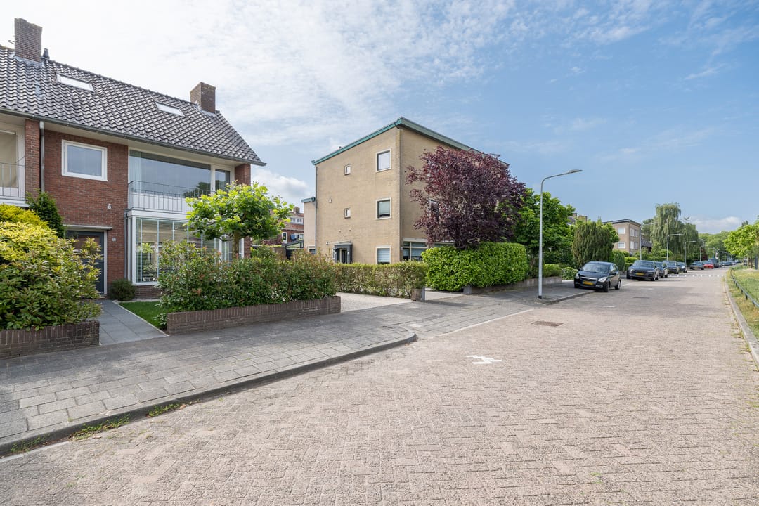 Foto 52 van Loosdrechtseweg 97