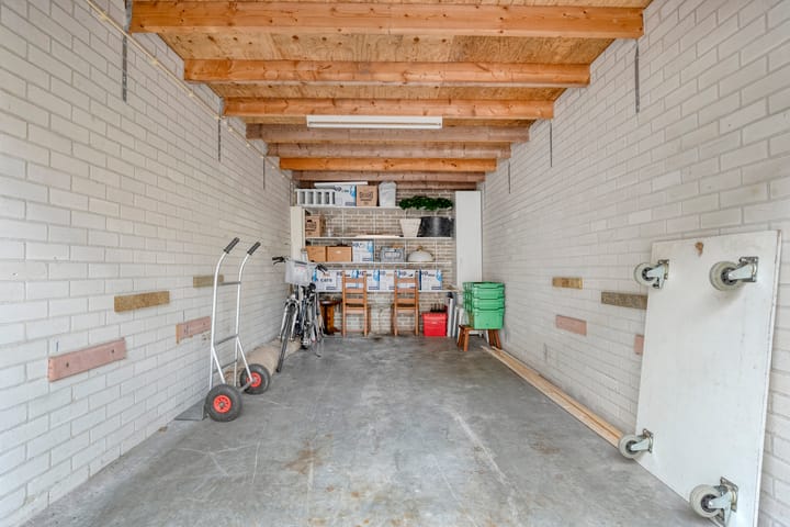 Photo 38 of Egginklaan 2-24