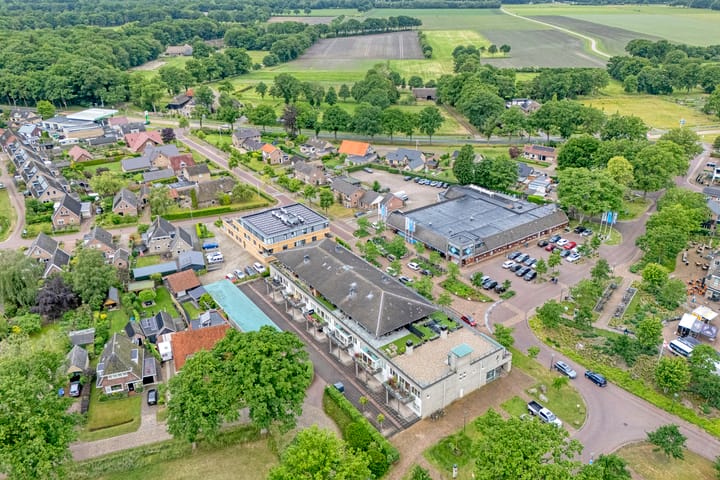 Photo 42 of Egginklaan 2-24