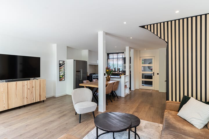 Foto 2 van Trompstraat 68