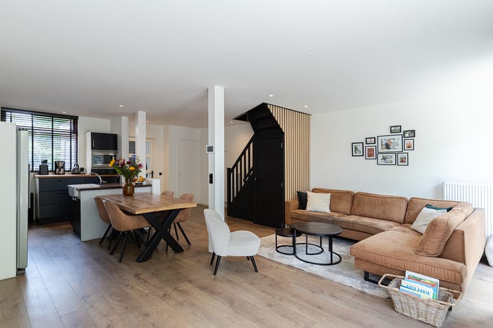 Foto 9 van Trompstraat 68