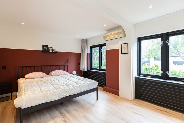 Foto 15 van Trompstraat 68