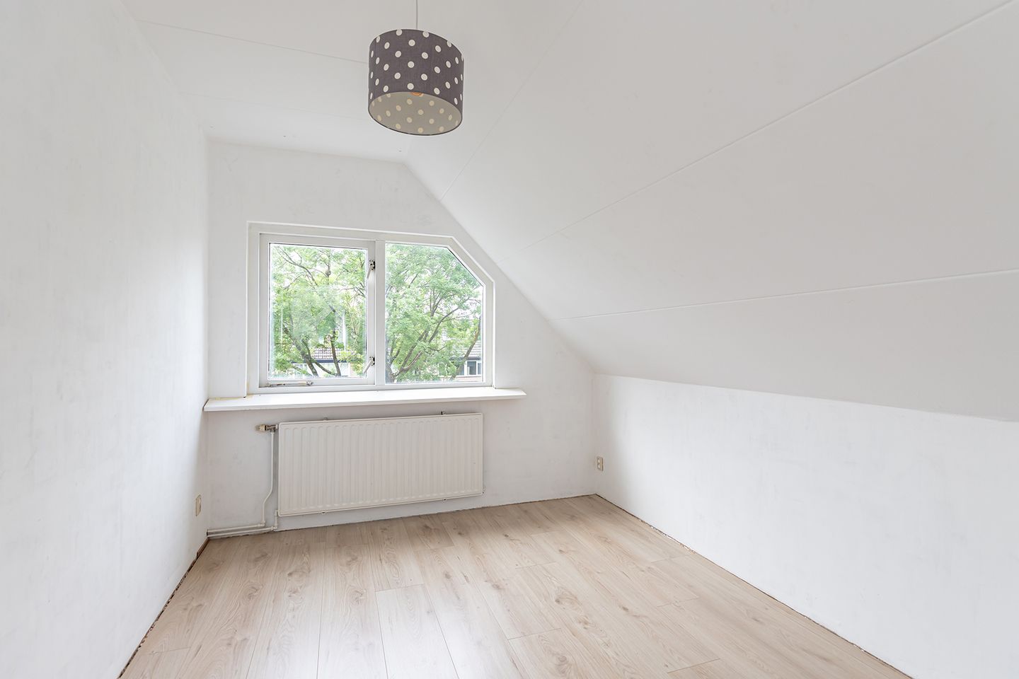 Foto 25 van Trompstraat 68