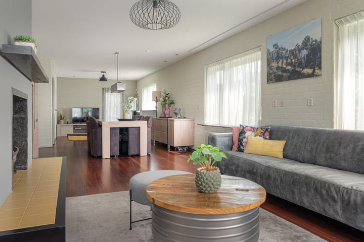 Photo 9 of Binnenhof 38