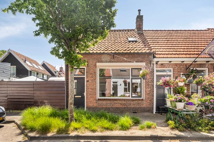 Foto 2 van Middenstraat 10