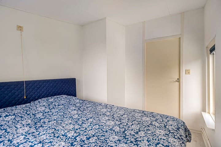 Photo 17 of Middenstraat 10