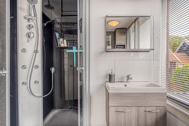 Photo 19 of Middenstraat 10