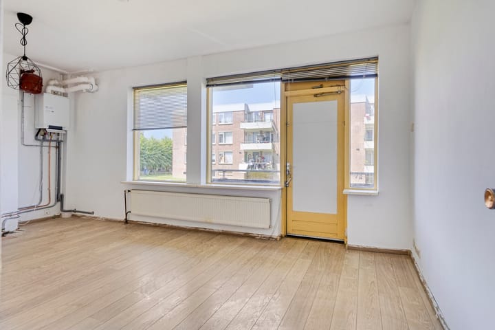 Photo 14 of Krabbendijkestraat 359