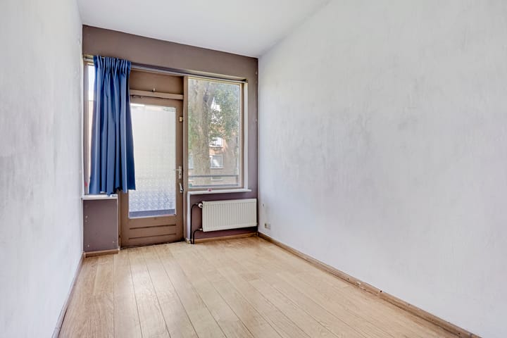 Photo 21 of Krabbendijkestraat 359