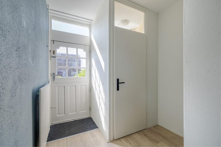 Photo 6 of Lijsterbesstraat 3