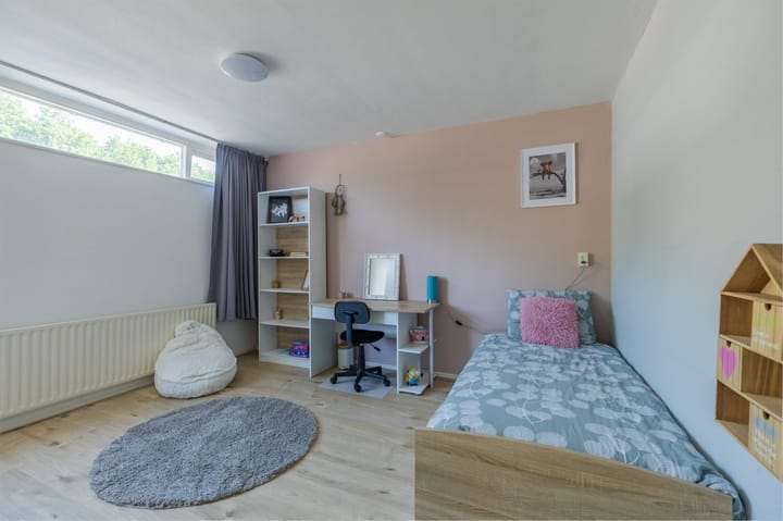 Photo 22 of Lijsterbesstraat 3