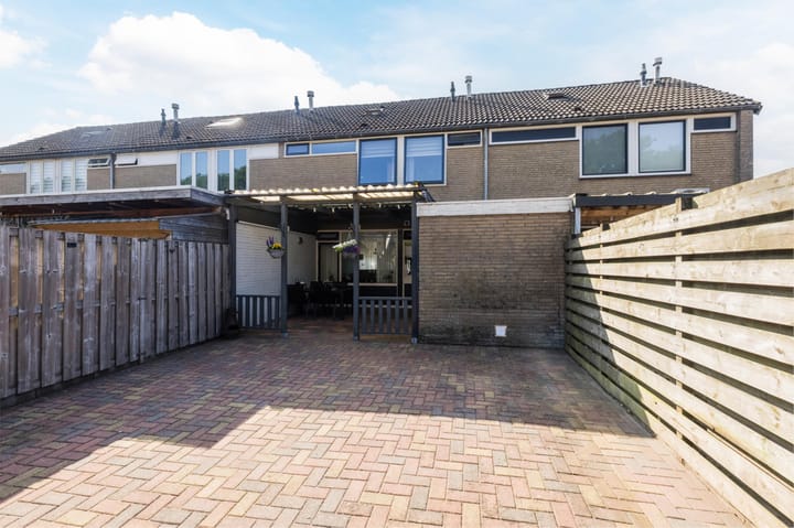 Photo 39 of Lijsterbesstraat 3