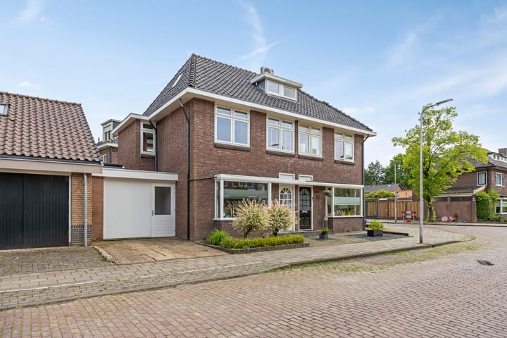 Foto 32 van Minkmaatstraat 302