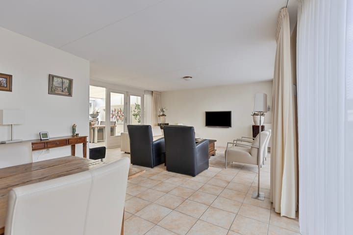 Photo 7 of Milheezestraat 26