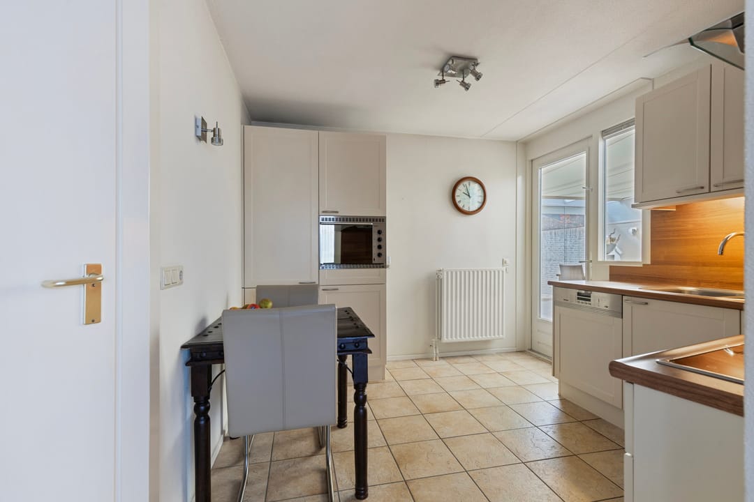 Photo 8 of Milheezestraat 26