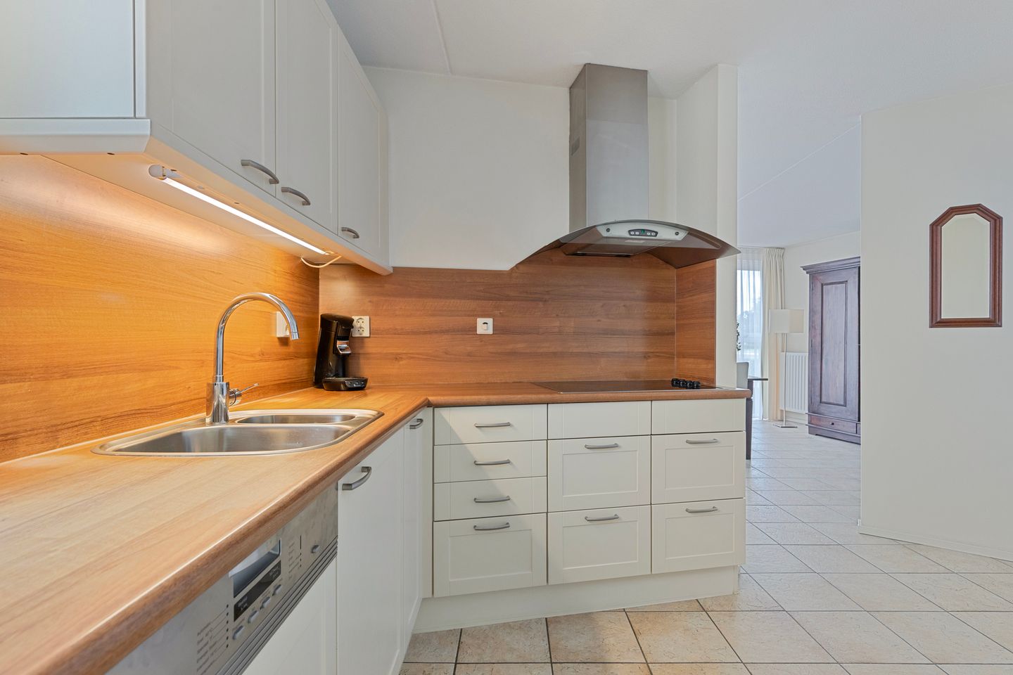 Photo 10 of Milheezestraat 26