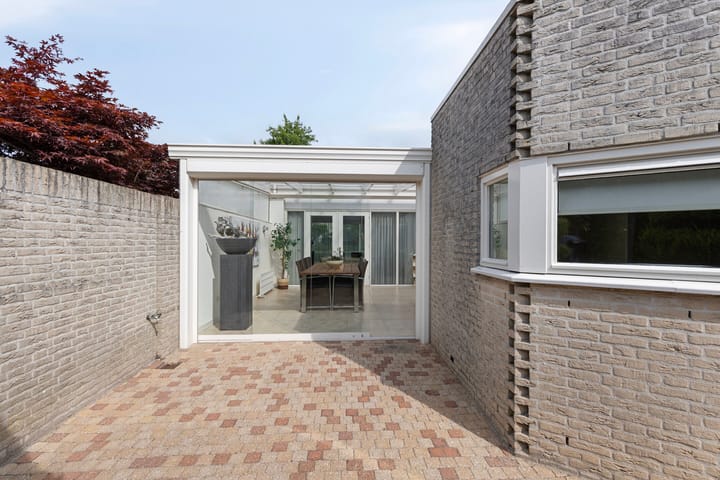 Photo 15 of Milheezestraat 26