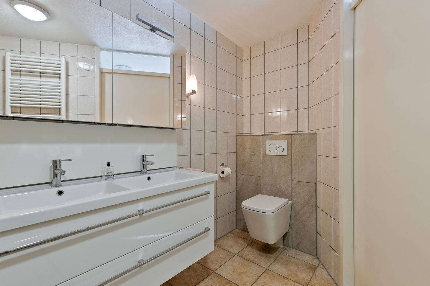 Photo 25 of Milheezestraat 26