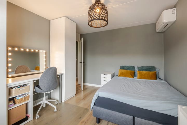 Foto 25 van van Gentstraat 27