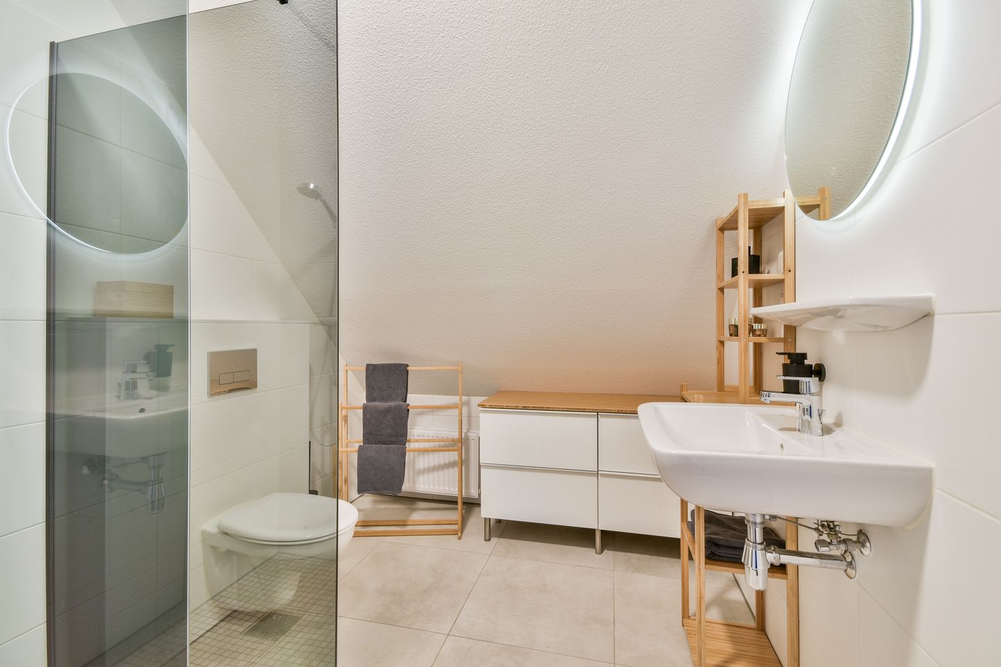 Foto 19 van Jasmijnstraat 40-B