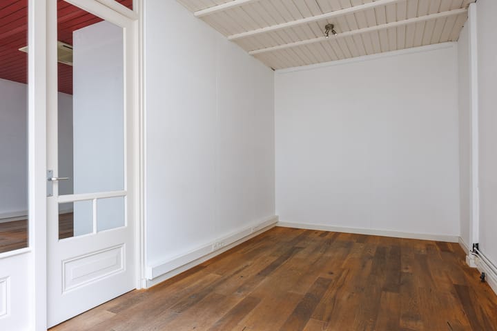 Foto 10 van Oeverstraat 30