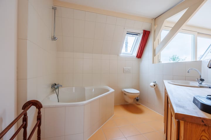 Foto 71 van Oeverstraat 30