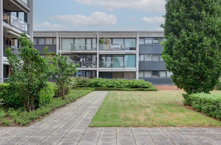 Photo 1 of Dr. Kuyperstraat 32