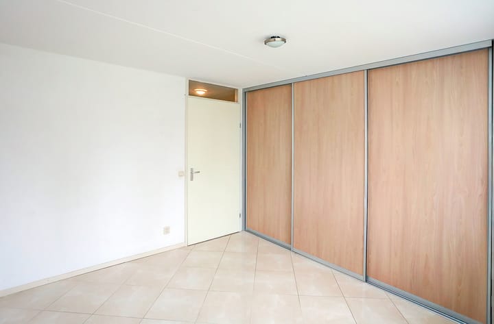 Photo 11 of Dr. Kuyperstraat 32