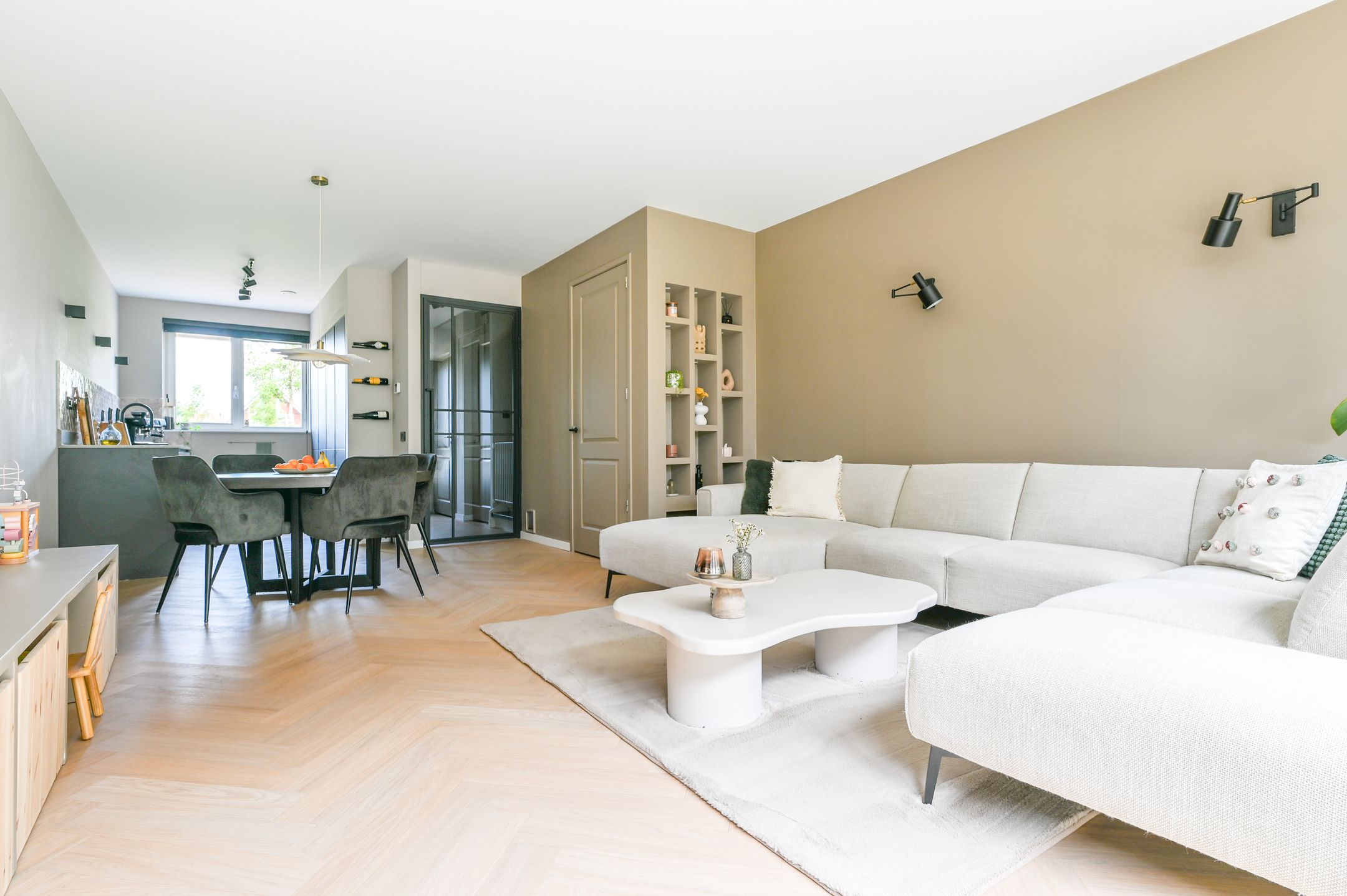 Photo 9 of Burgemeester Brautigamlaan 20