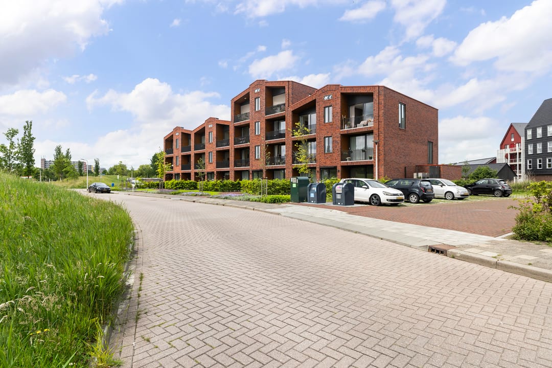 Foto 32 van Groningerstraatweg 361-C3