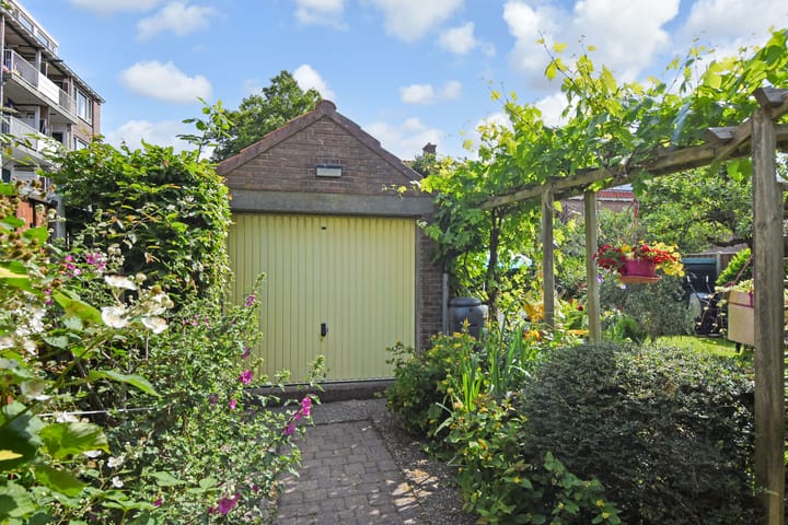 Foto 37 van Willem Klooslaan 50