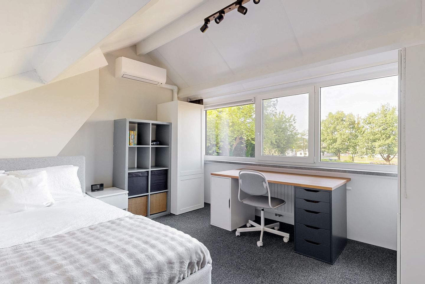 Foto 49 van W. Warnaarlaan 66