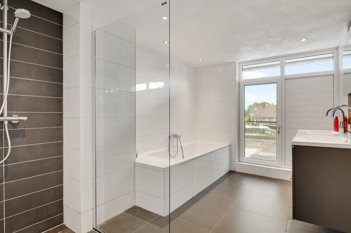 Foto 5 van Molenheide 25