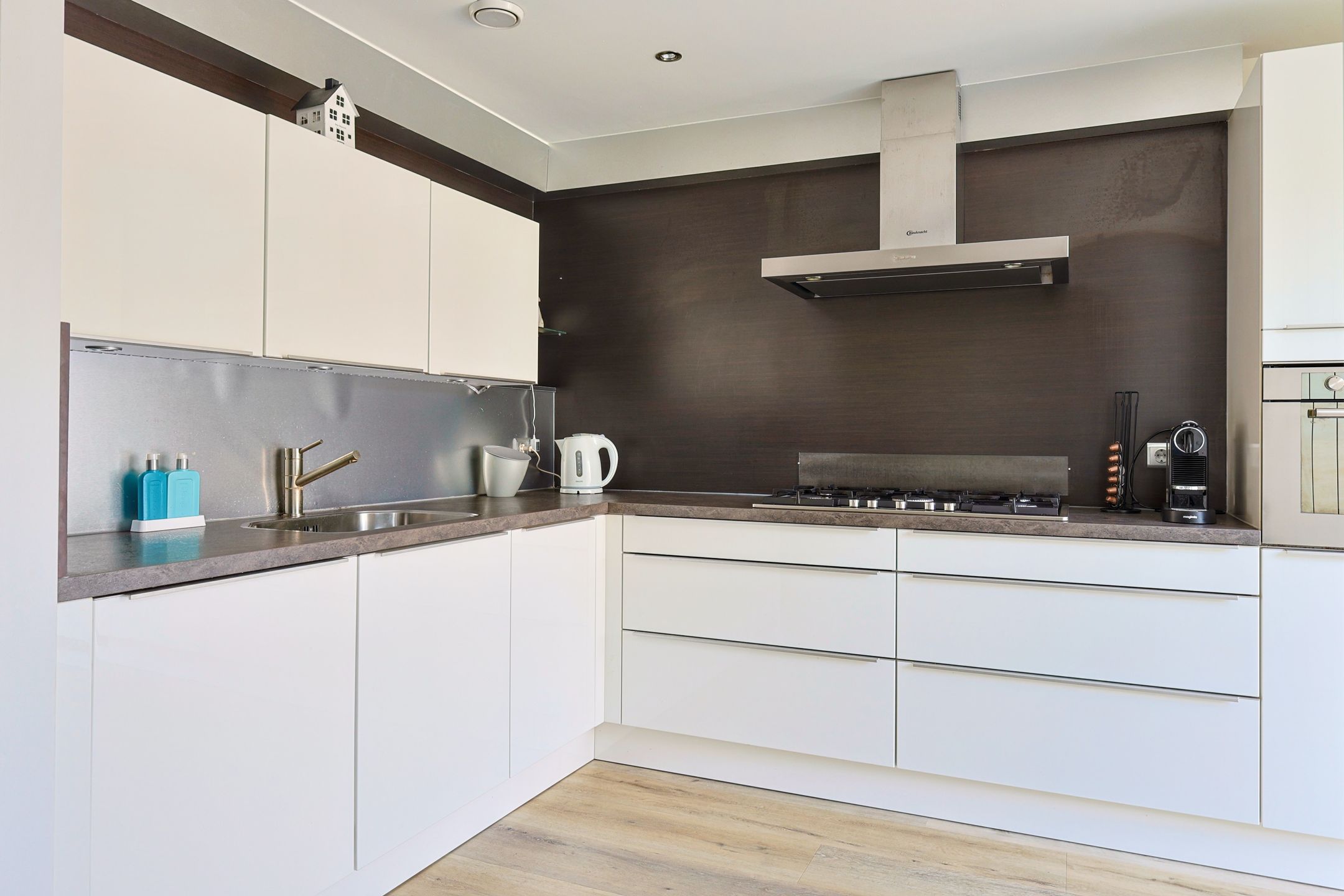 Foto 3 van Vrouwenmantel 1