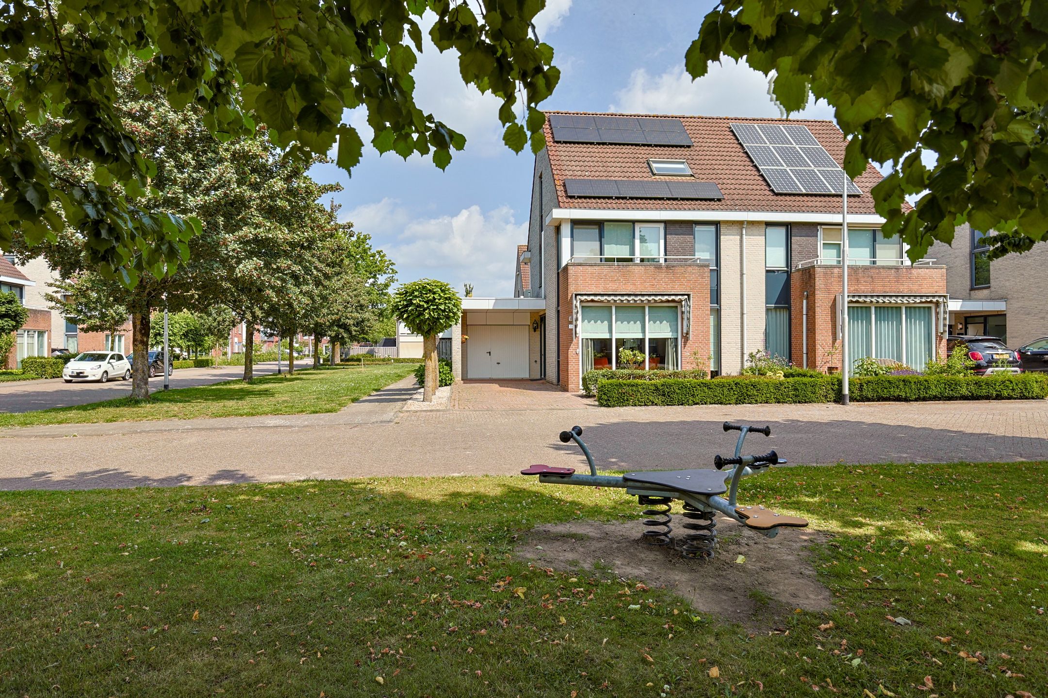 Foto 6 van Vrouwenmantel 1