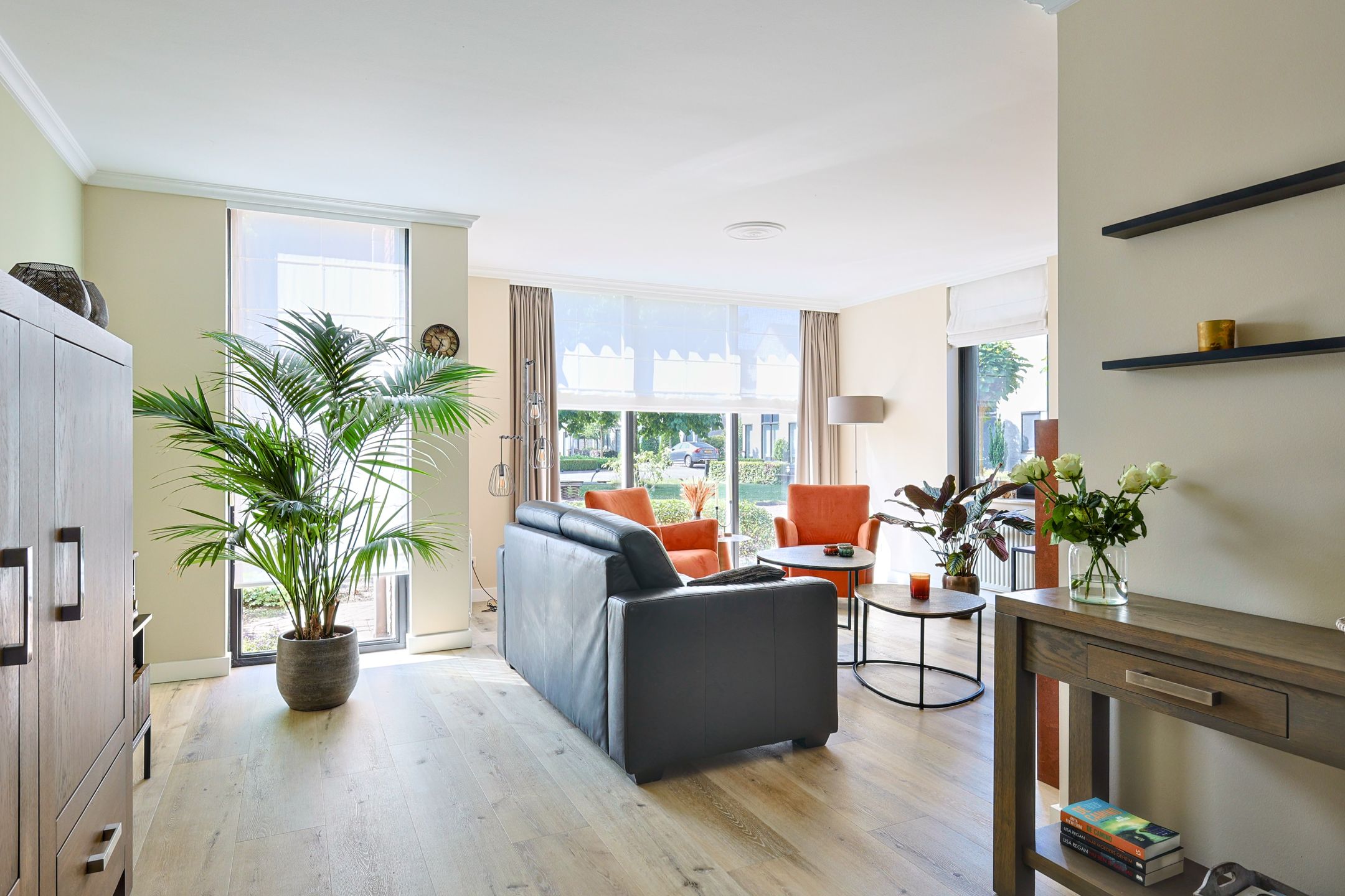 Foto 9 van Vrouwenmantel 1